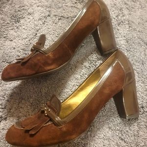 Heeled loafer